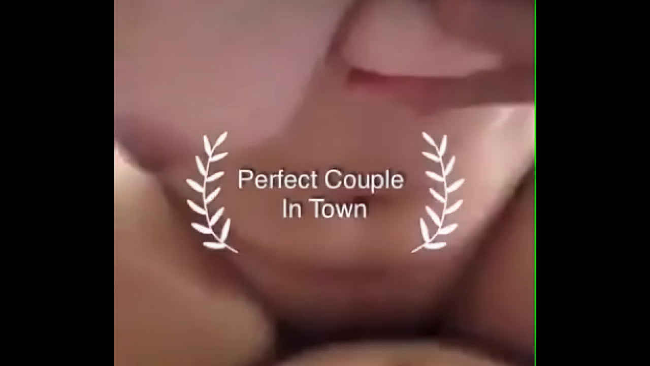 Vừa phang với trai vừa gọi facetime với chồng